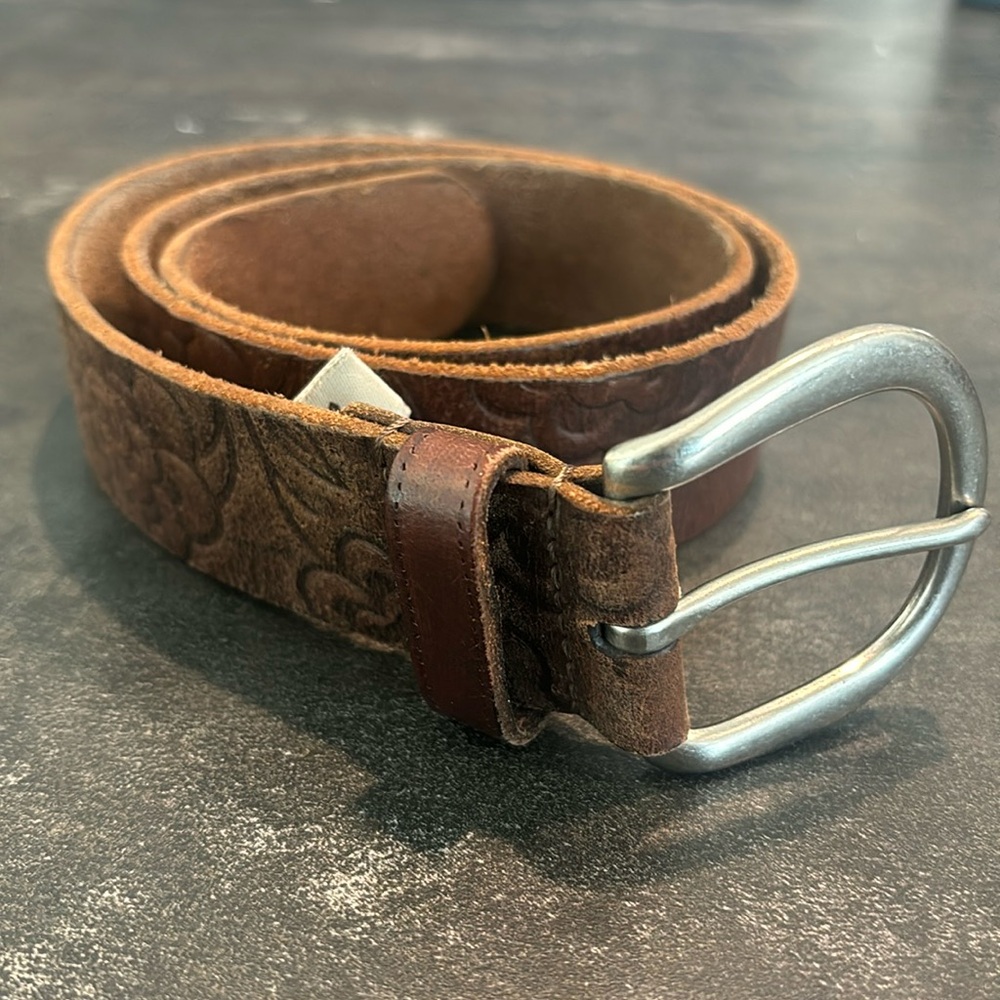 FOSSIL genuine leather brown belt floral design made in India